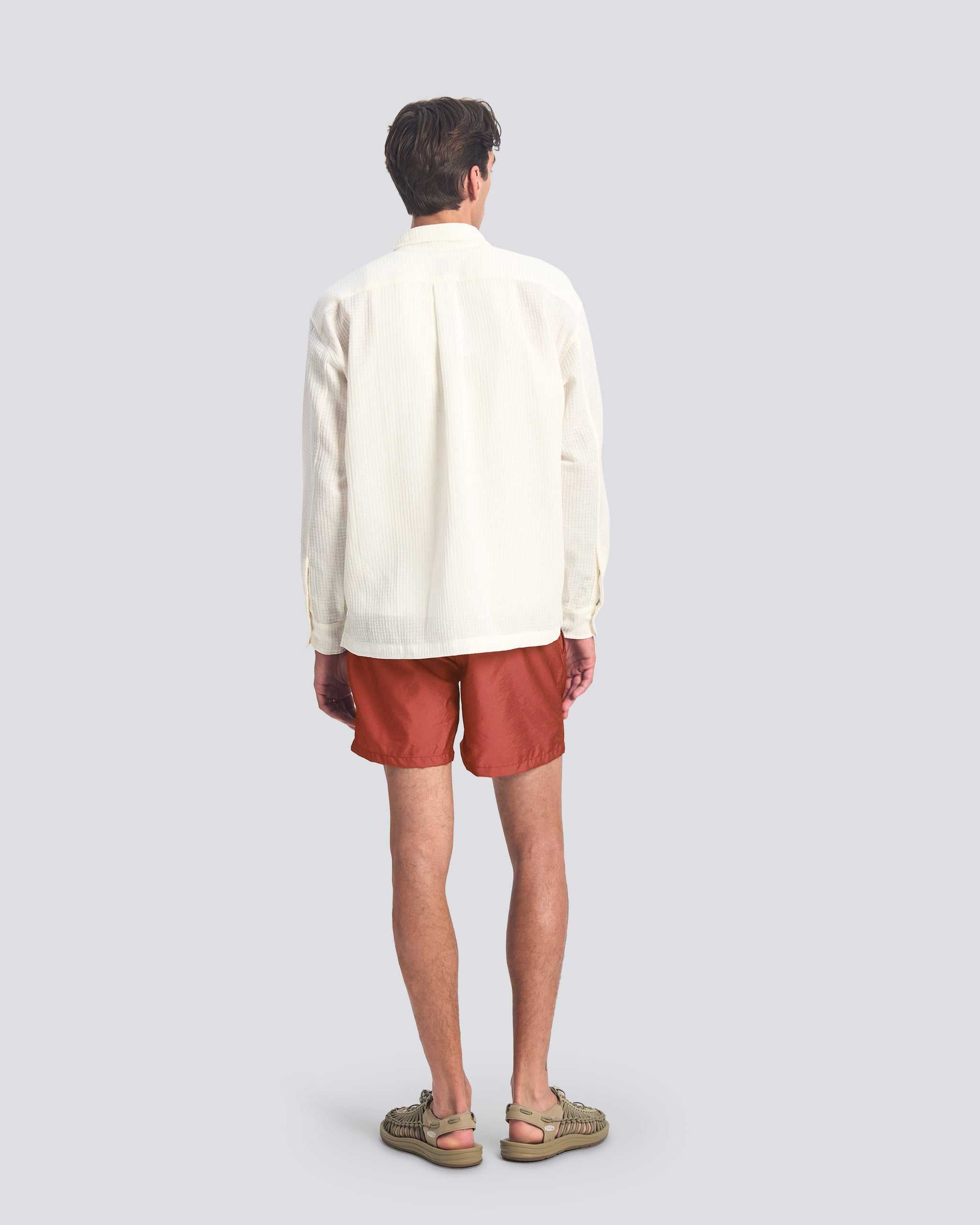 Iridescent Currant Modern Trunk