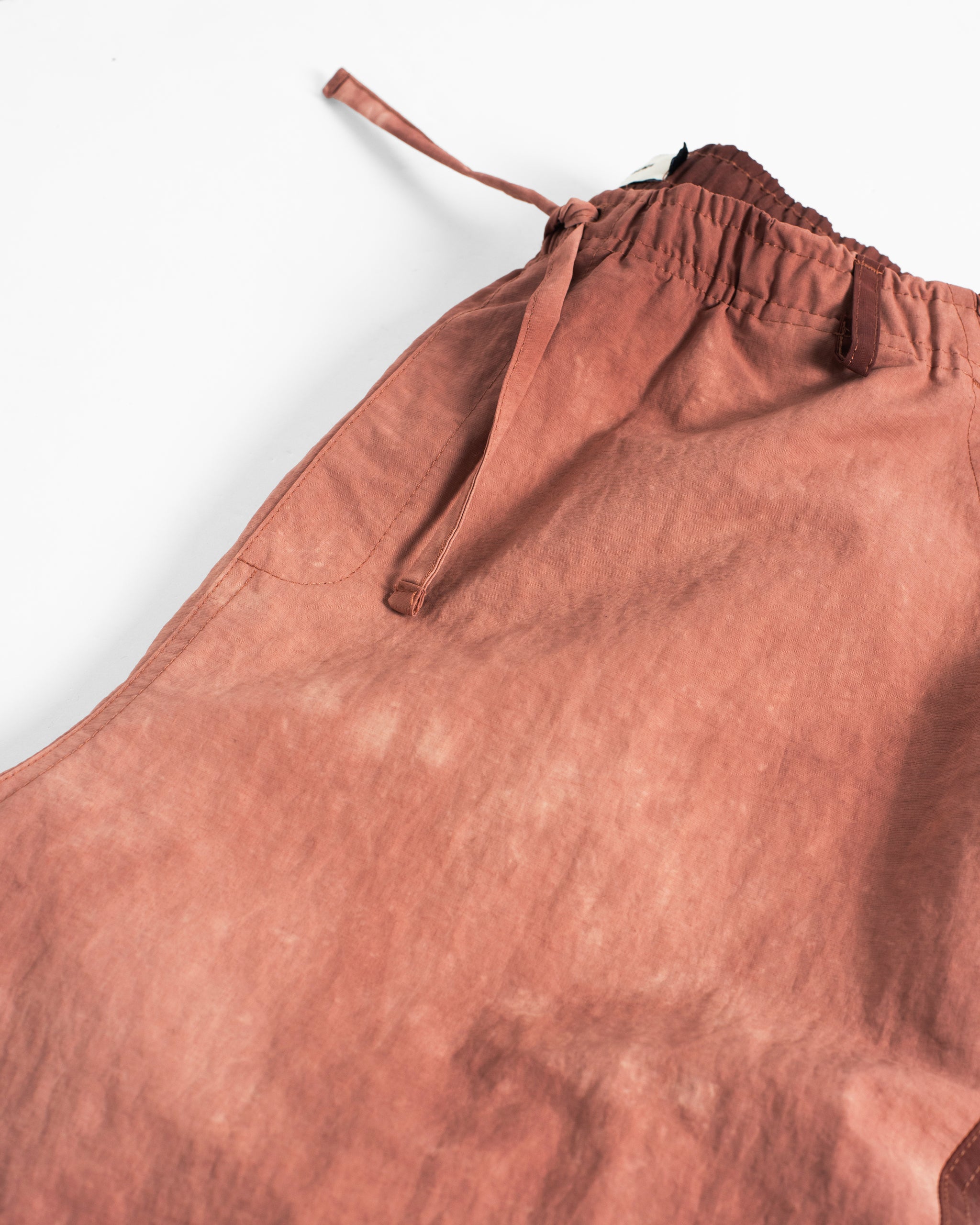Waistband of Bather men's red tie dye pant