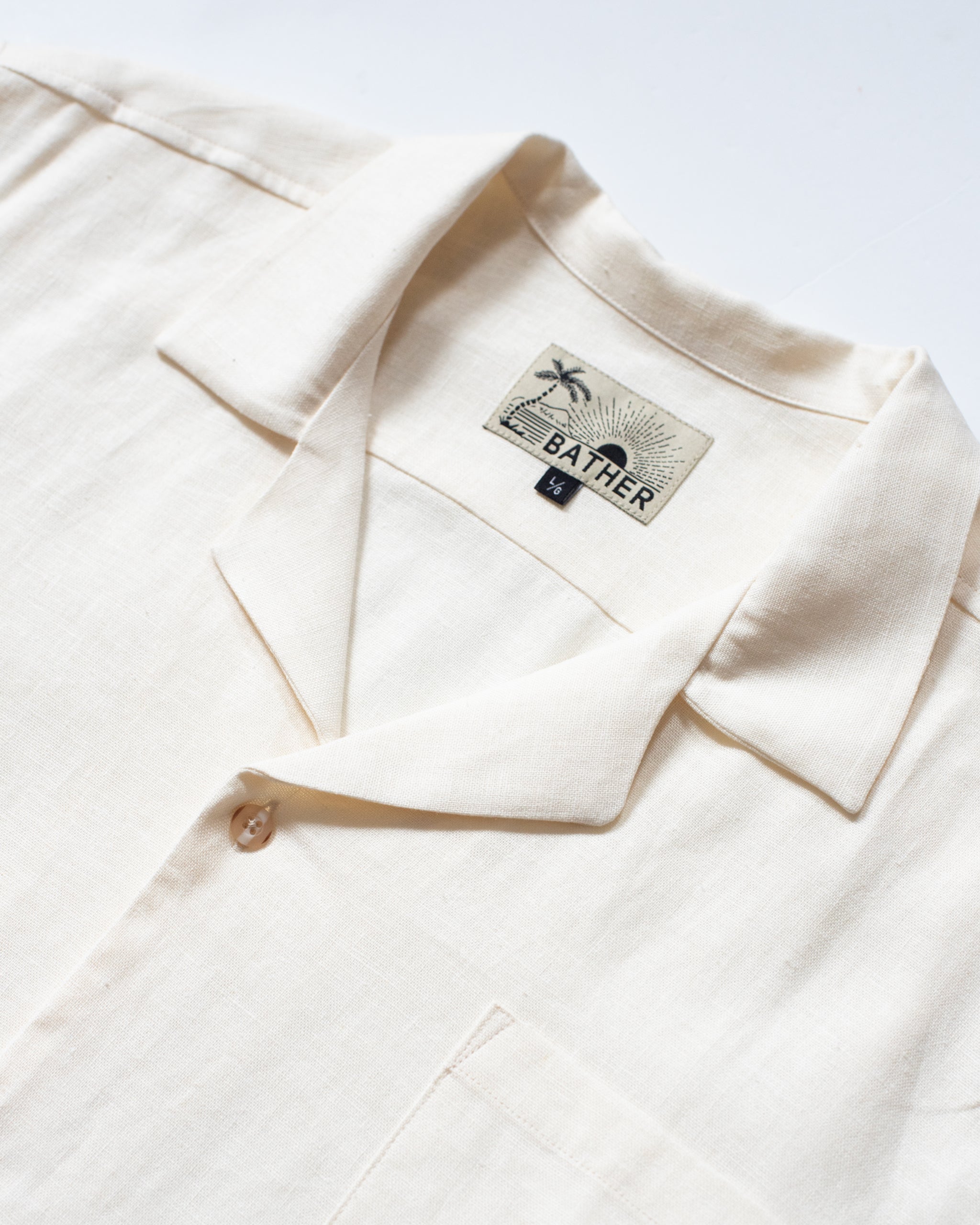 pearl linen traveler shirt close up